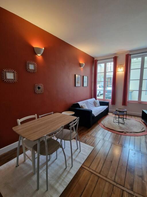Chaleureux Appartement - Hyper Centre - Charbonnet Τρουά Εξωτερικό φωτογραφία